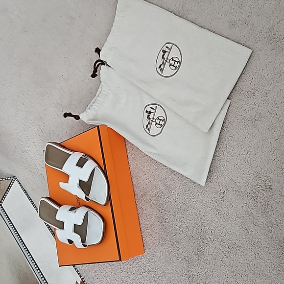 Hermes Shoes - Hermes White Oran Sandals Box & Dustbags Included!